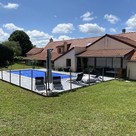 Maison Piscine Et Jacuzzi Saint-Germain-des-Fosses Εξωτερικό φωτογραφία