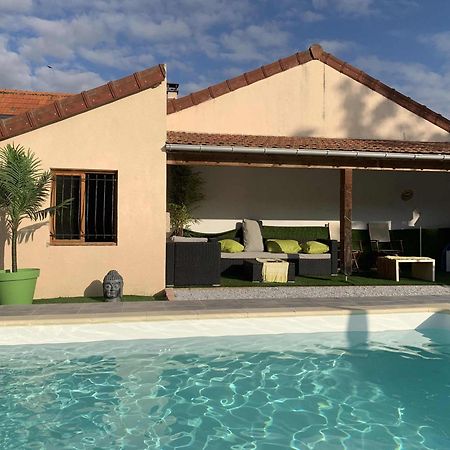 Maison Piscine Et Jacuzzi Saint-Germain-des-Fosses Εξωτερικό φωτογραφία
