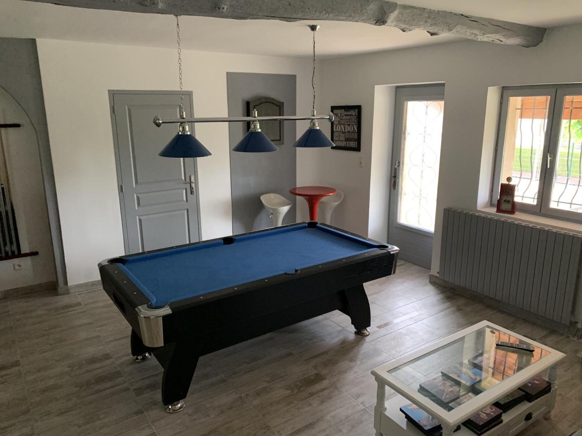 Maison Piscine Et Jacuzzi Saint-Germain-des-Fosses Εξωτερικό φωτογραφία
